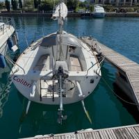 Barca a vela con deriva mobile