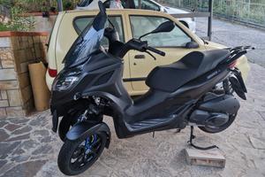 Piaggio MP3 300 hpe - 2025