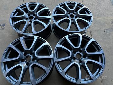 Cerchi da 19 per Maserati Levante