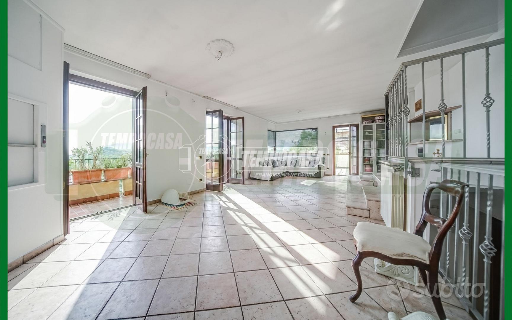 Casa – Sangiano - Vista 5