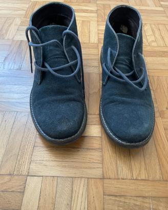 Scarpe tipo Clark