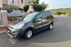 Berlingo Multispace 2018 1.6hdi gancio traino