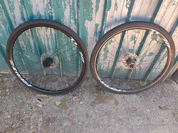 Coppia ruote MTB da 29 pollici Race Face TL 30