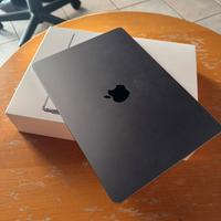 Macbook Air M2 13’’ 8gb Ram 256 ssd (nuovo!)