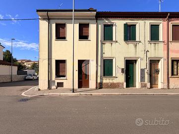 4 LOCALI A VERONA