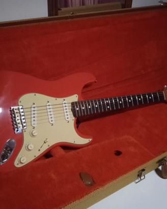 Stratocaster 62 AVRI Fiesta red