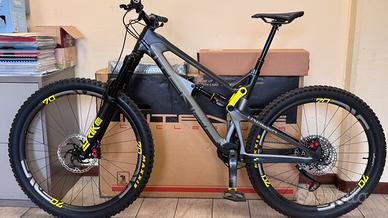 Intense Tracer 257 Mullet full carbon