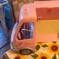 500 Barbie e camper e carrozza e casa monster