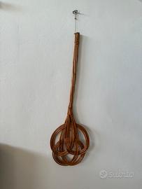 Battipanni in rattan intrecciato vintage