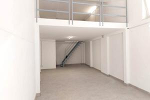 Locale artigianale 40 mq acireale zona san martino