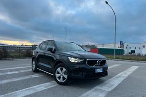 Volvo xc40 T3 163 cv