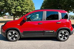 Fiat Panda Pandina 1.0 FireFly 65 CV Hybrid Cross