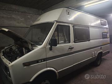 CAMPER VINTAGE: Il re dello spazio e 6 posti !!!