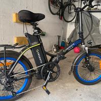 E- Bike argento piuma + bicicletta pieghevole