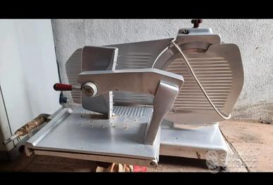 AFFETTATRICE AMB PROFESSIONALE 