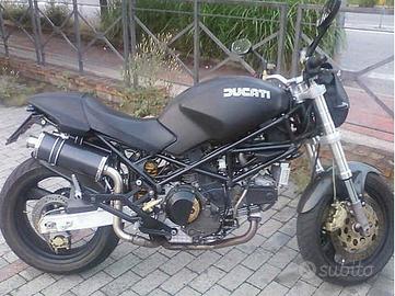 Short Titanium Black Alto Ducati Monster
