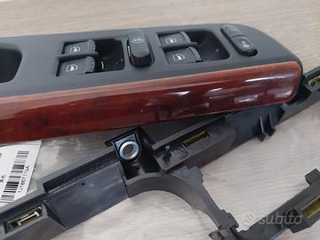 Maniglia anteriore Volkswagen Golf IV nera/radica