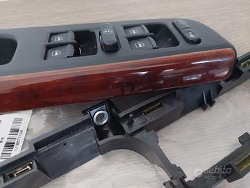 Maniglia anteriore Volkswagen Golf IV nera/radica
