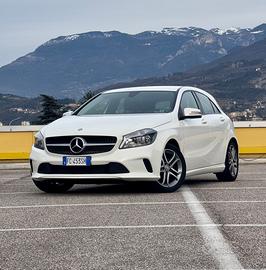 Mercedes-benz A 180 Premium SOLO 84.000km