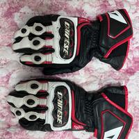 Guanti moto