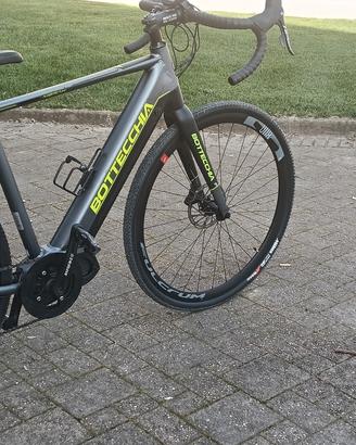 bici elettrica gravel, da corsa, Bottecchia 
