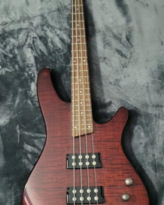 Basso Ibanez + amplificatore Laney