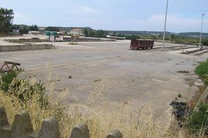 Immobile di 10000 m² con 5 locali a Sassuolo
