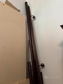 Corrimano in legno per scale interne