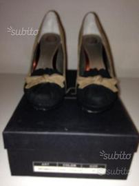 Décolleté bicolore