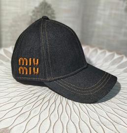 Cappello con logo Miu Miu