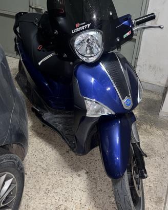 Liberty 50 con blocco 200