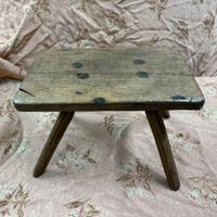 ANTICO SGABELLO DA MUNGITURA ORIGINALE DEL 1900