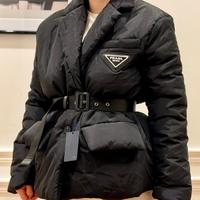 Prada piumino nuovo nero con cartellino