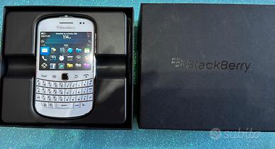 Blackberry Bold 9900