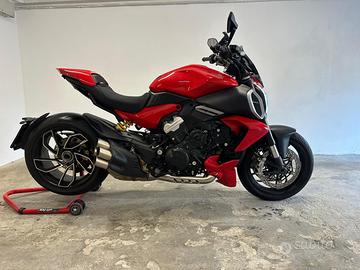 Ducati Diavel V4