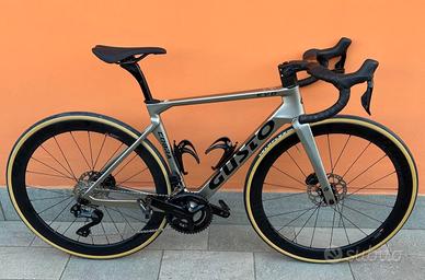 Bici da corsa Gusto