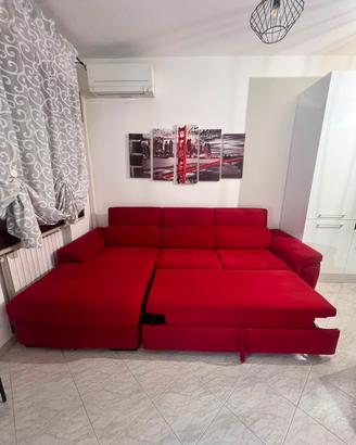 Divano letto angolare usato- Rosso moderno