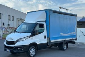 Iveco Dailly a telone anno 2022 cc 3.0