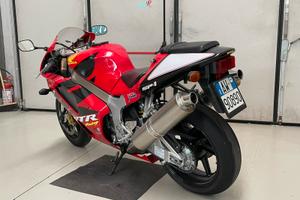 VTR Sp1 Honda anno 2000