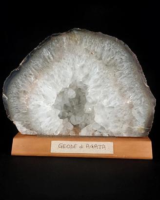 Geode di Agata Grande 18 cm con quarzo 