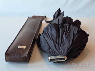 Ombrello Knirps vintage con custodia in pelle