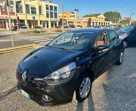 Renault Clio 1.2 75CV 5 porte METANO NEOPATENTATI