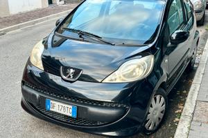Peugeot 107 anche per neo-patentati