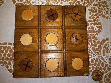 gioco di società da tavolo e da viaggio tris