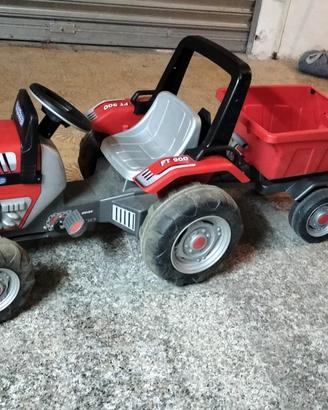 Trattore a pedali Peg-Perego con rimorchio