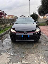 VOLKSWAGEN GOLF 7 GTI 2.0 TSI 5P
