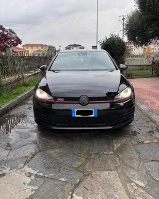 VOLKSWAGEN GOLF 7 GTI 2.0 TSI 5P