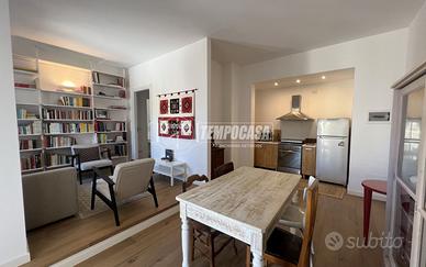 ZONA CENTRO AMPIO BILOCALE RISTRUTTURATO