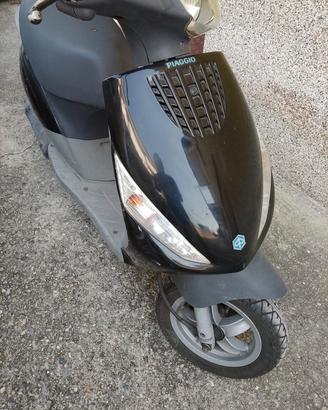 Scooter zip