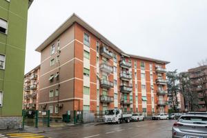 2 LOCALI A CESANO BOSCONE